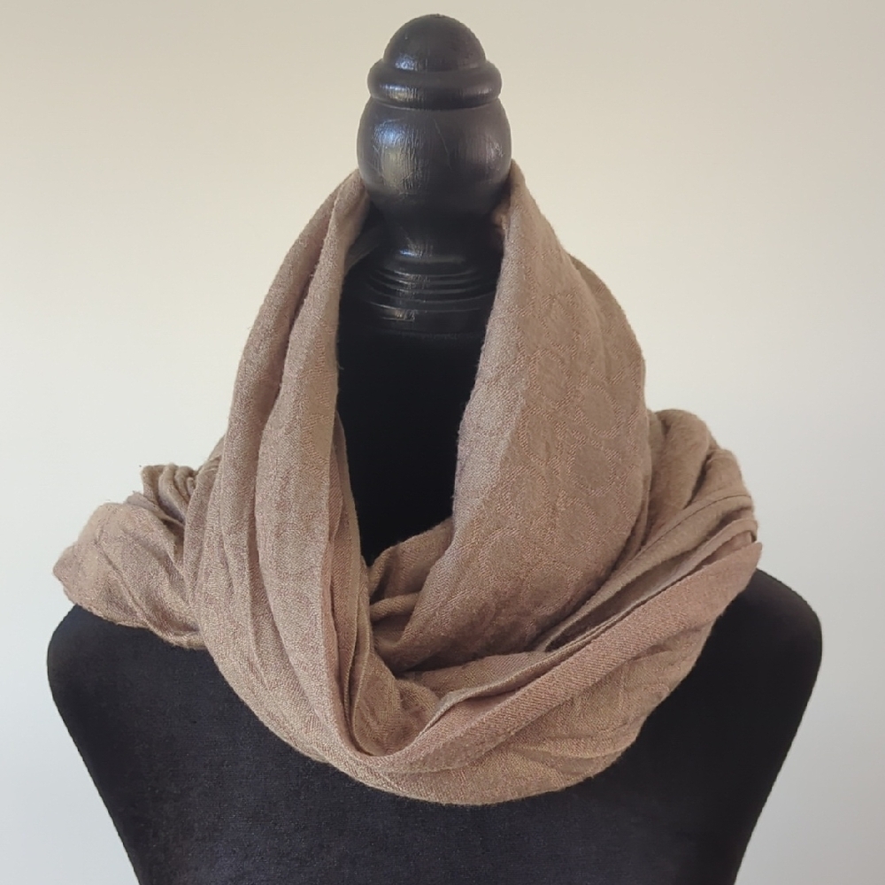 Salvatore Ferragamo Taupe Knit Scarf - Picture 1 of 8